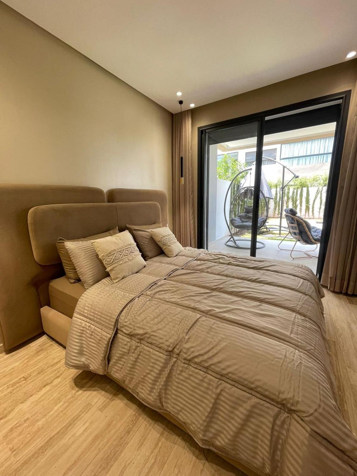 Sancy Luxury Avec Piscine Privee Appartement *